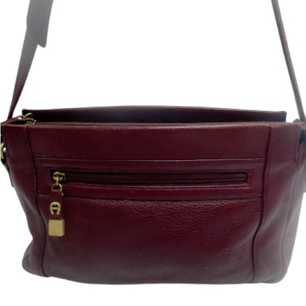 ETIENNE AIGNER Vintage Oxblood Leather Shoulder Bag